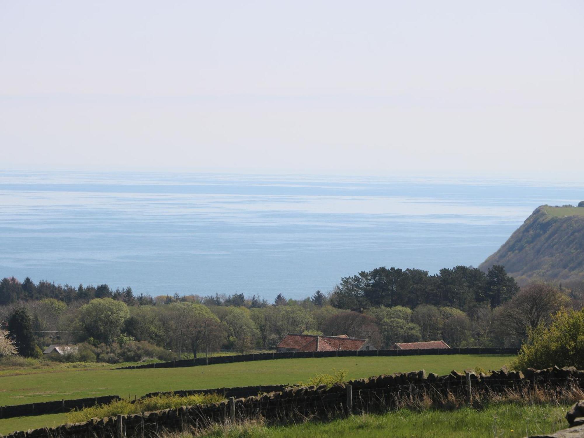 Carters Staintondale Exterior foto
